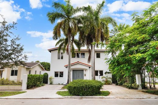 マイアミ, Miami-Dade Countyのヴィラ