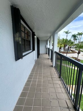 Residential complexes in Hialeah, Miami-Dade