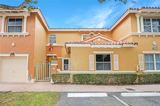 Townhouse in Miami Lakes, Miami-Dade