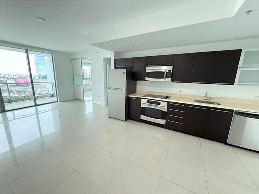 Komplex apartman Miami, Miami-Dade County