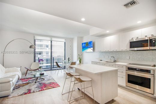 Complesso residenziale a Miami, Miami-Dade County