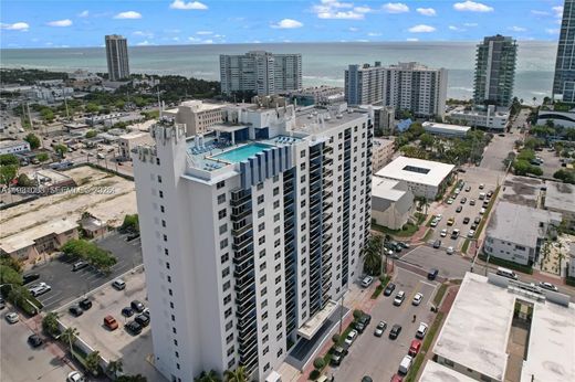 Complexes résidentiels à Miami Beach, Comté de Miami-Dade