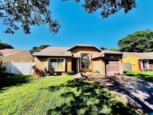 Вилла, Pembroke Pines, Broward County