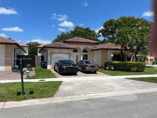 Villa - Miami, Miami-Dade County