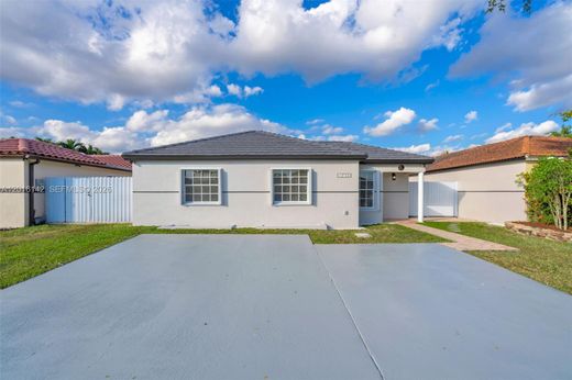 Villa in Miami, Miami-Dade