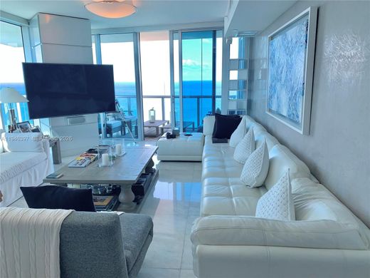Жилой комплекс, Sunny Isles Beach, Miami-Dade County