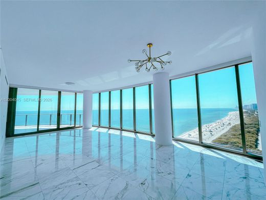 Residential complexes in Sunny Isles Beach, Miami-Dade