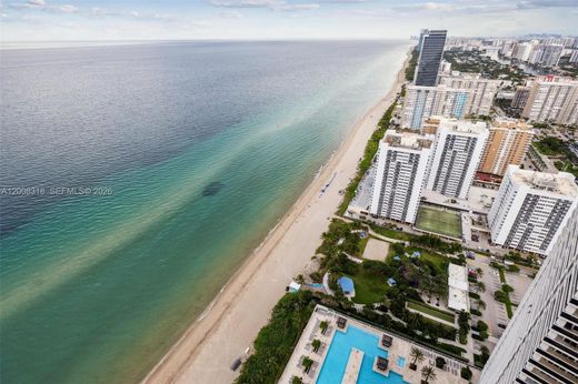 Complexes résidentiels à Hallandale Beach, Comté de Broward
