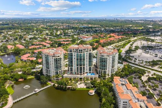 Residential complexes in Palm Beach Gardens, Palm Beach