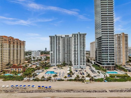 Komplex apartman Hallandale Beach, Broward County