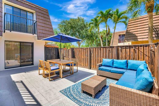 Townhouse in Jupiter, Palm Beach