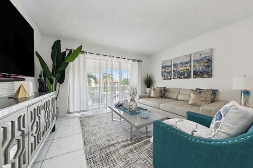 Wohnkomplexe in Greenacres City, Palm Beach County