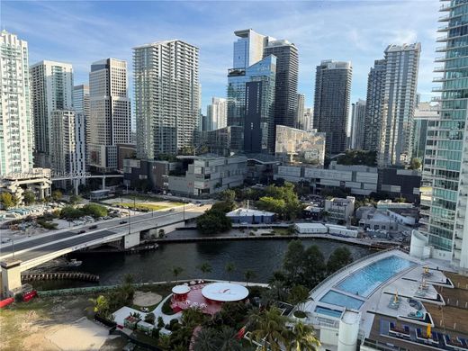 مجمع شقق ﻓﻲ ميامي، فلوريدا, Miami-Dade County