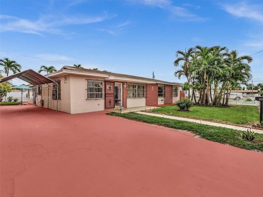 Villa en Miami Gardens, Miami-Dade County