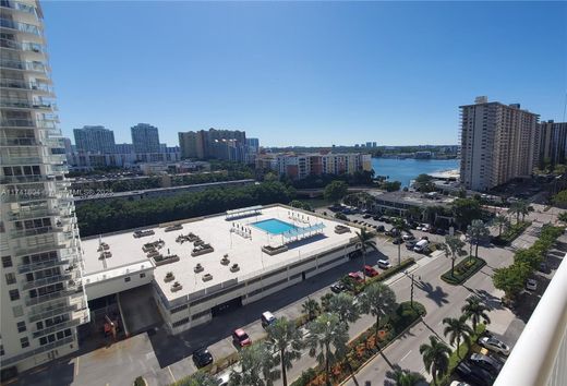 Komplex apartman Sunny Isles Beach, Miami-Dade County