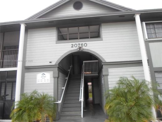 Kamienica w Miami, Miami-Dade County