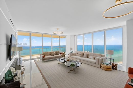 Жилой комплекс, Sunny Isles Beach, Miami-Dade County