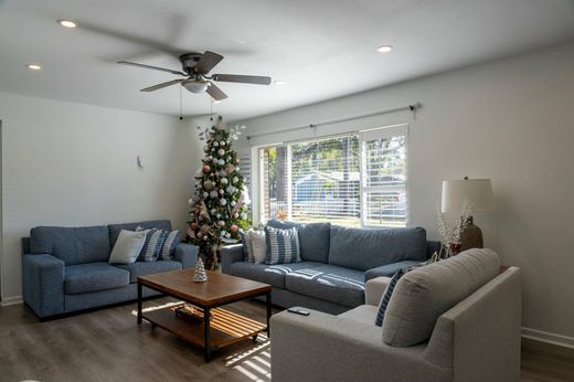 Villa - Altamonte Springs, Seminole County