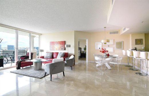 Komplex apartman Sunny Isles Beach, Miami-Dade County