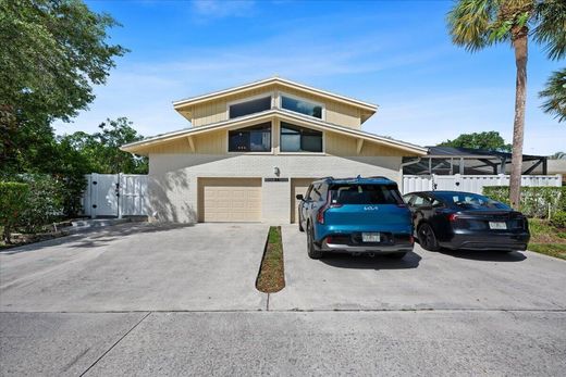 Townhouse in Palm Beach Gardens, Palm Beach