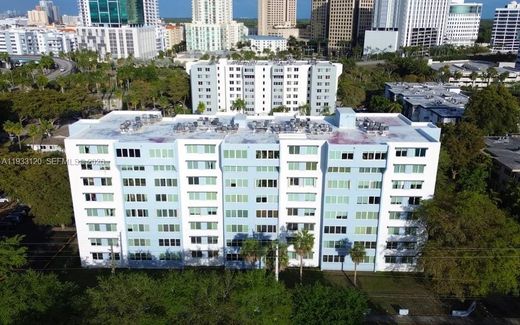 Complesso residenziale a Miami, Miami-Dade County