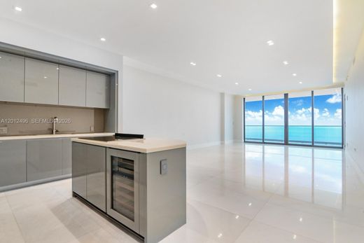 Complesso residenziale a Sunny Isles Beach, Miami-Dade County