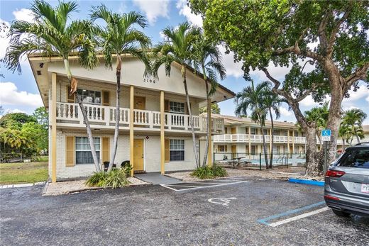 Residential complexes in Coral Springs, Broward County