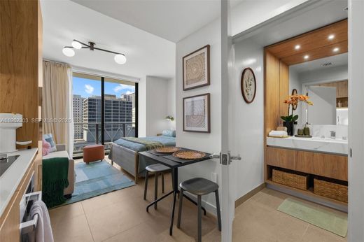 Жилой комплекс, Майами, Miami-Dade County