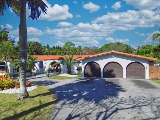 Villa in Pinecrest, Miami-Dade