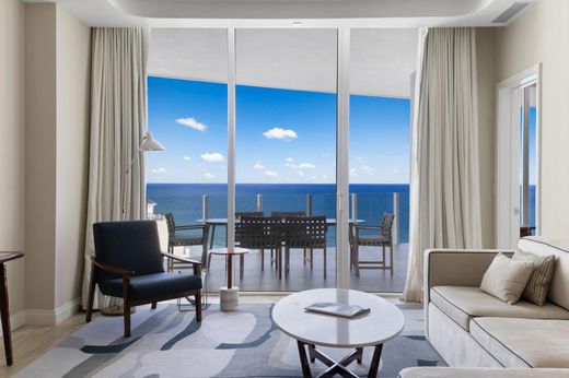 Residential complexes in Fort Lauderdale, Broward County