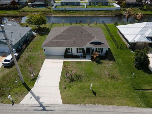 Villa in Port Saint Lucie, Saint Lucie County