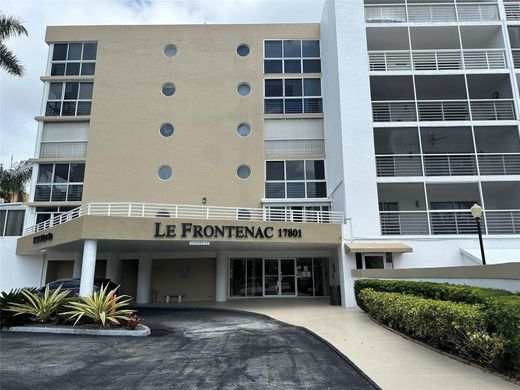 Complexes résidentiels à Sunny Isles Beach, Comté de Miami-Dade