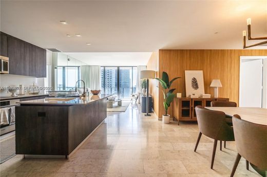 Komplex apartman Miami, Miami-Dade County