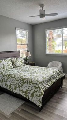 Residential complexes in West Palm Beach, Palm Beach
