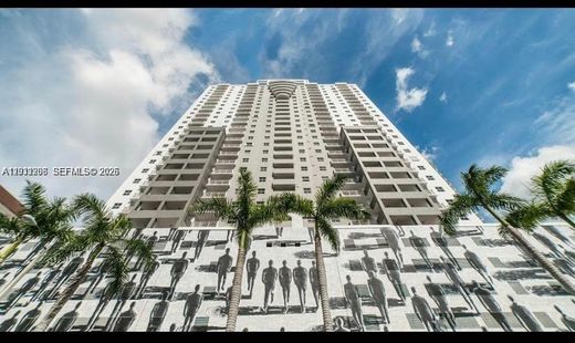 Residential complexes in Miami, Miami-Dade