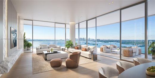 Residential complexes in Miami Beach, Miami-Dade