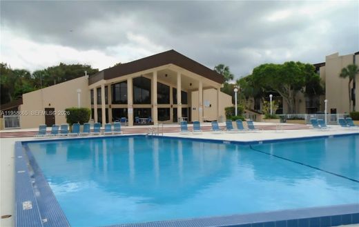 Residential complexes in Miami, Miami-Dade