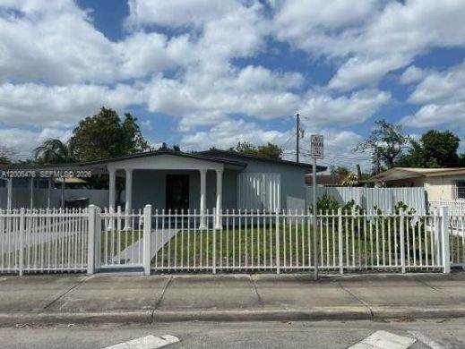 Villa à Hialeah, Comté de Miami-Dade