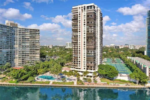 Residential complexes in Miami, Miami-Dade