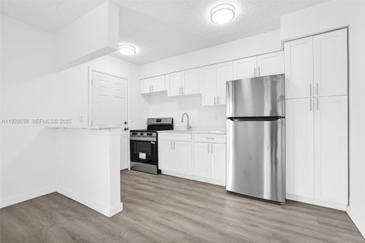 콘도미니엄 / North Miami, Miami-Dade County