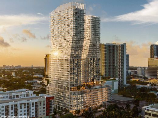 Residential complexes in Fort Lauderdale, Broward County