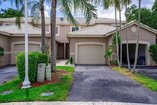 Townhouse in Weston, Broward County