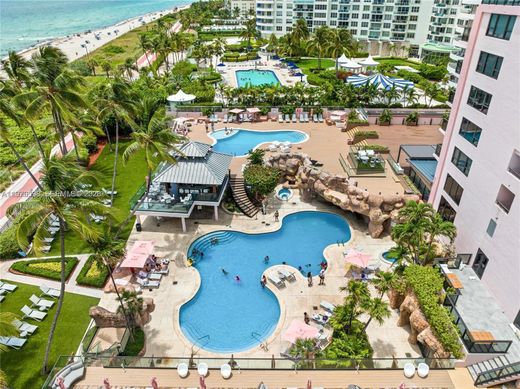 Complesso residenziale a Miami Beach, Miami-Dade County