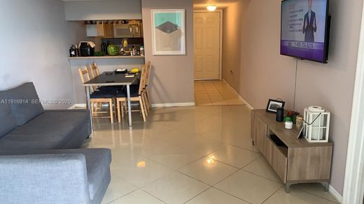 مجمع شقق ﻓﻲ ميامي، فلوريدا, Miami-Dade County