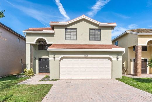 Villa in Coral Springs, Broward County
