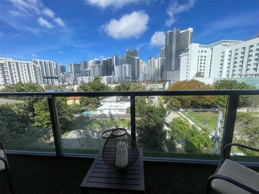 Complesso residenziale a Miami, Miami-Dade County