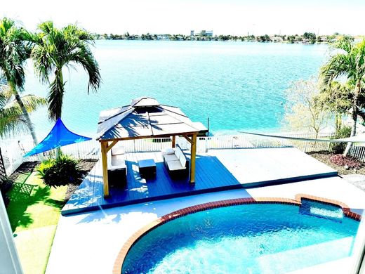 Villa in Miami, Miami-Dade