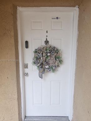 Complesso residenziale a Miami, Miami-Dade County