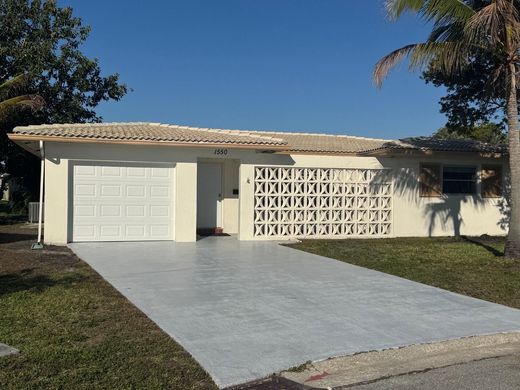 Villa in Margate, Broward County