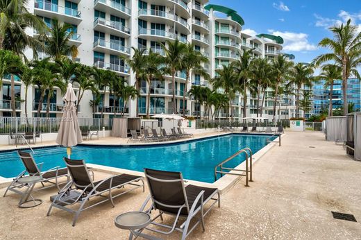 Жилой комплекс, Aventura, Miami-Dade County